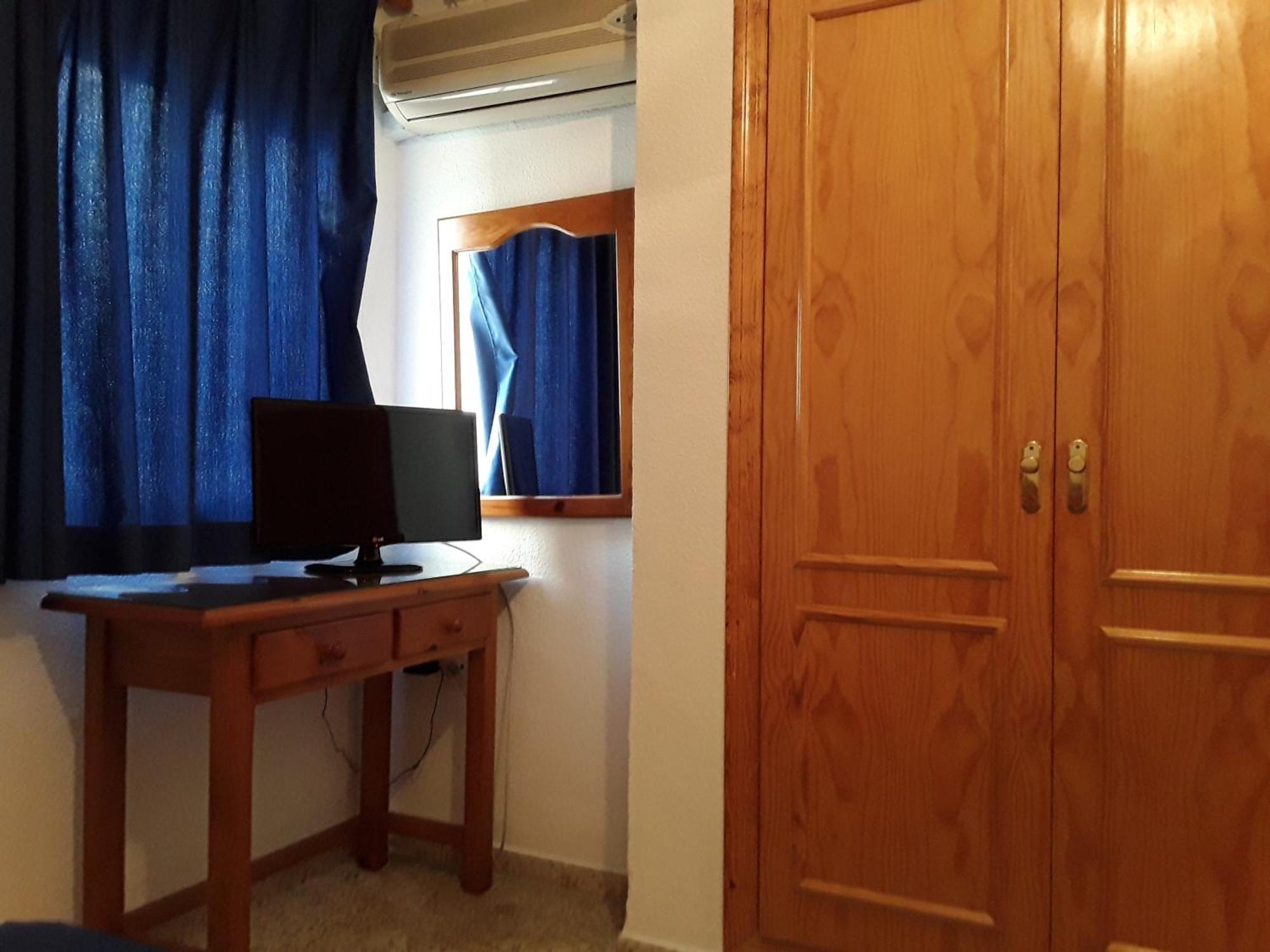 Hostal Miguel Calahonda Dış mekan fotoğraf